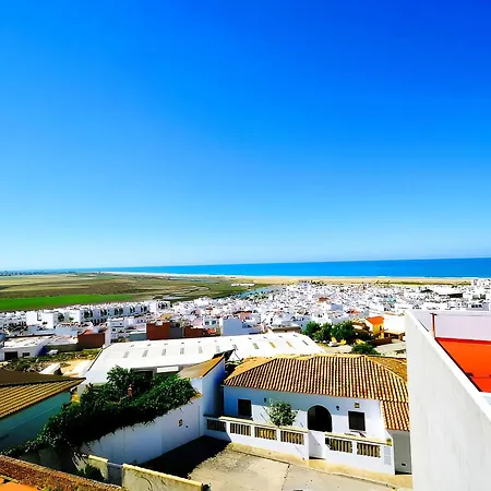 Apartamento Central Para Familias Y Parejas Con Terraza Y Aire Acondicionado En - Es-180-113 * Conil De La Frontera